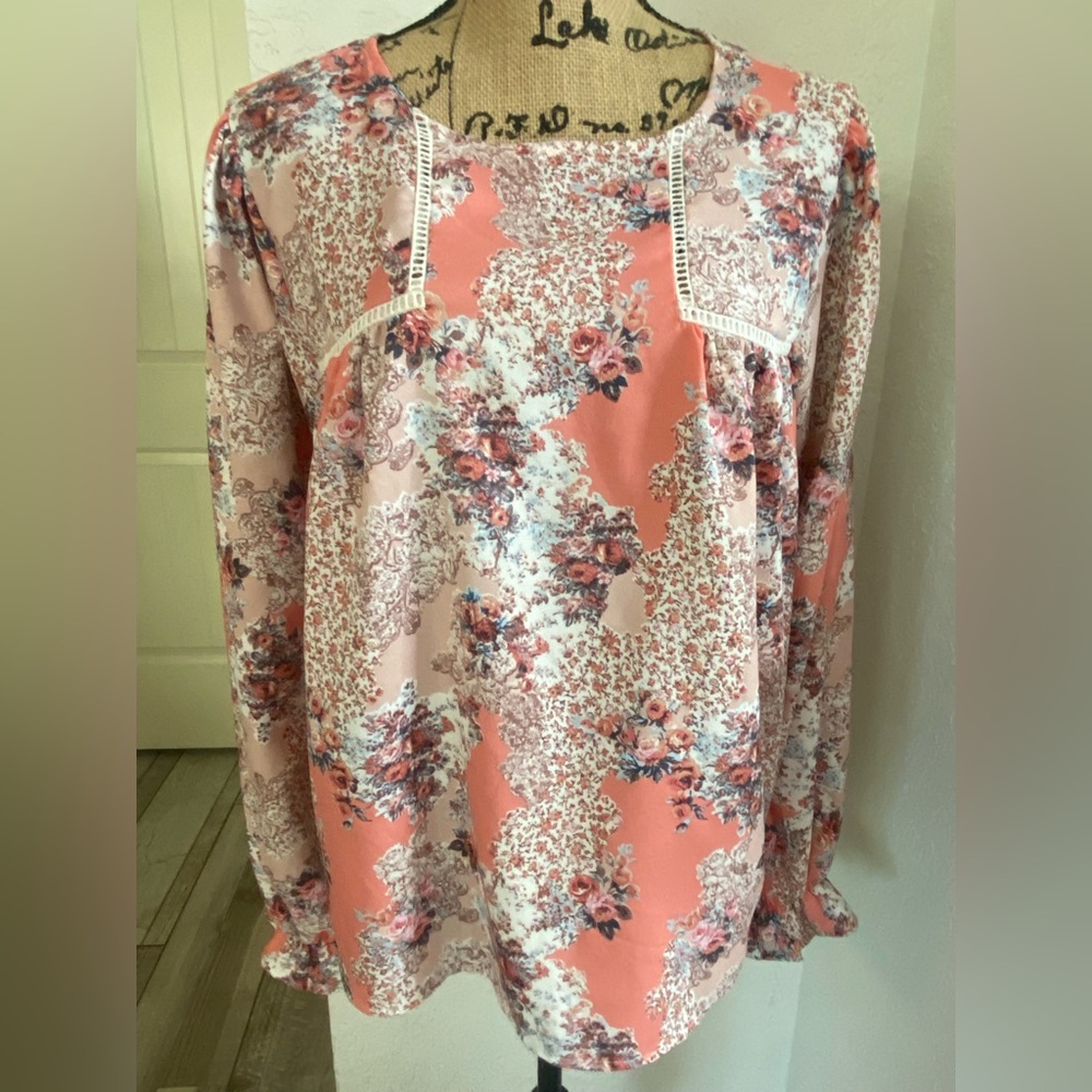 J. Michelle of CA Floral Top